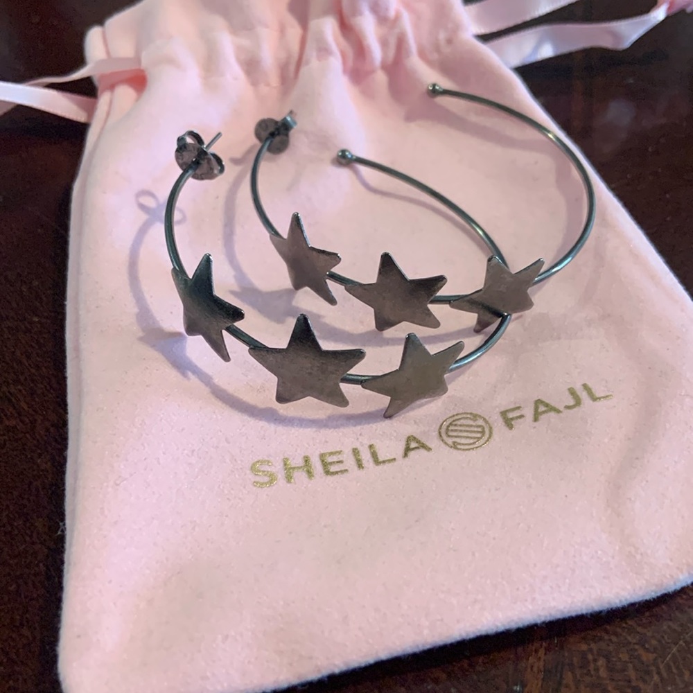 Sheila Fajl Silvina star hoops - Brushed Gunmetal